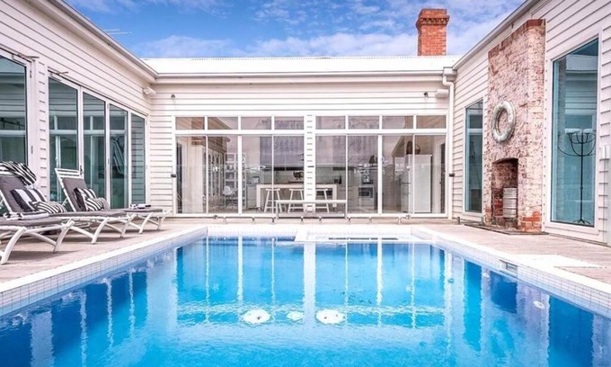 Sorrento House | Ocean Beach House Sorrento - Luxury with Heated Pool and Spa