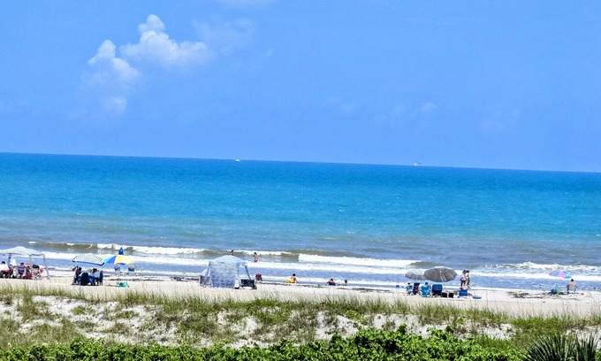Port Canaveral Condo | OCEAN FRONT Classy, Beachy Double Balcony Condo #306 at Cape Winds Resort