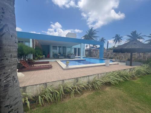 Pitangui Villa | Ocean front privacy and comfort!