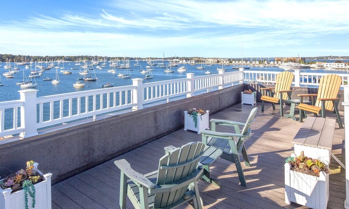 The Point Condo | Ocean Front View! Wyndham Inn on Long Wharf Resort