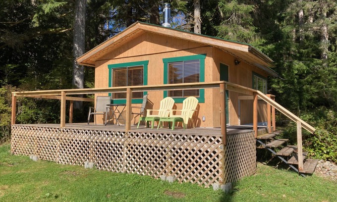 Quatsino Cabin | Ocean Front wilderness Cabin, brand new - Spa bathroom, fully equipped Kitchen