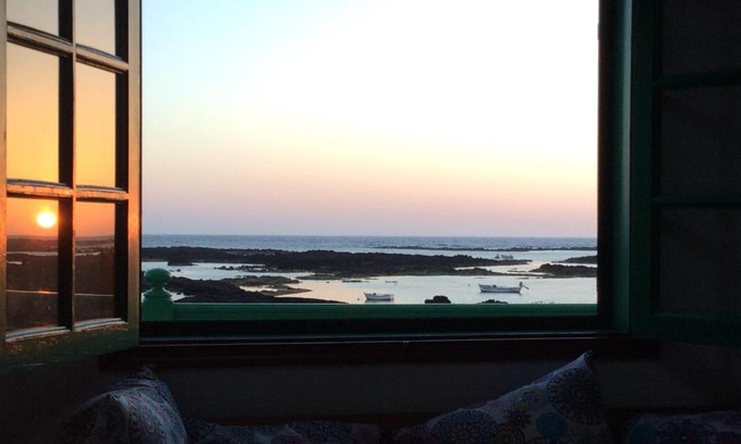 Orzola House | Ocean Sunshine