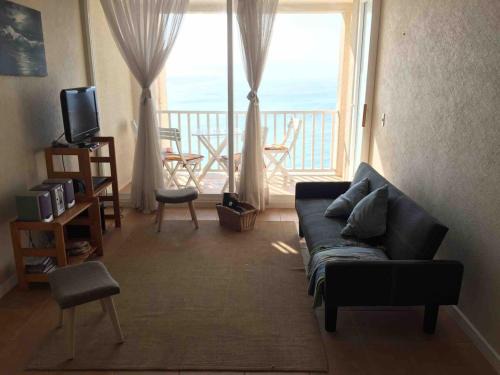 Caleta Horcon Apartment | Ocean View Apartment in Family Complex