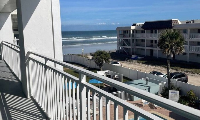 New Smyrna Beach Condo | Ocean View Beach Condo #302