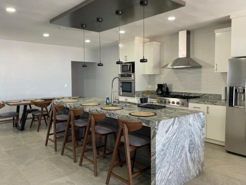 Primo Tapia House | Ocean View Home Mision Viejo KM50 Gated Security