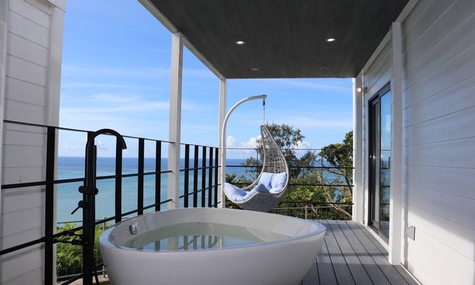 Okinawa Hotel | Ocean Window Room/Nanjo Okinawa