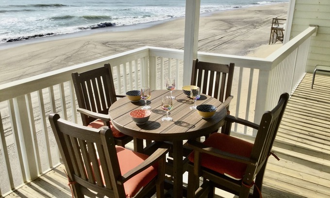 Kure Beach Condo | ⛱Oceanfront 3BDR, 2 Bath Condo, Covered Deck, Easy Beach Access, Pools/Hot Tub⛱