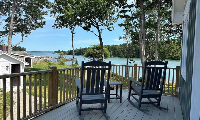 South Addison House | Oceanfront Coastal Retreat - 4 BR, 5 BA, Free WIFI