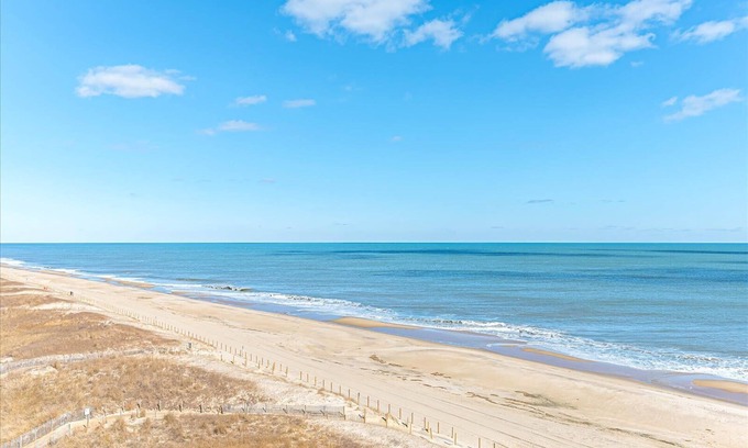 Midtown Ocean City Condo | Oceanfront Condo with a Huge Balcony and Pool