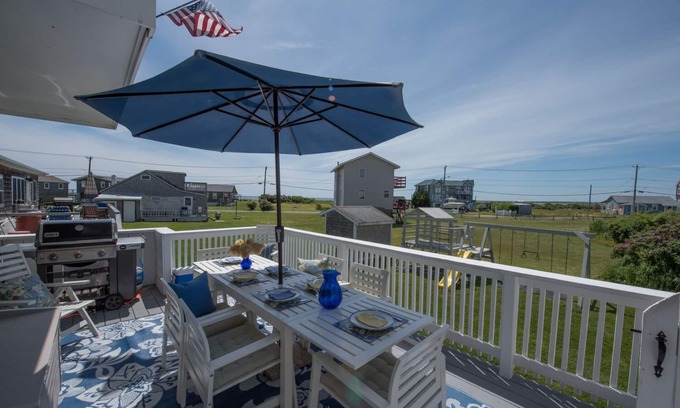 Point Judith House | Oceanfront Family Retreat - Walk to Beach - 5BR with Play Area and Sunset Views
