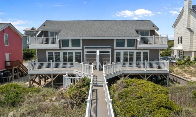 Emerald Isle House | OCEANFRONT home with breathtaking views, East!