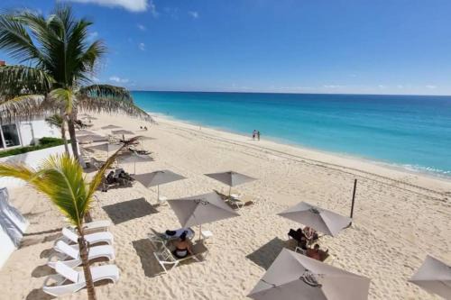 Zona Hotelera Apartment | Oceanfront Studio, Magnificent Views