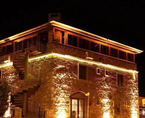 Ezine Hotel | Odunluk Tas Konak Hotel