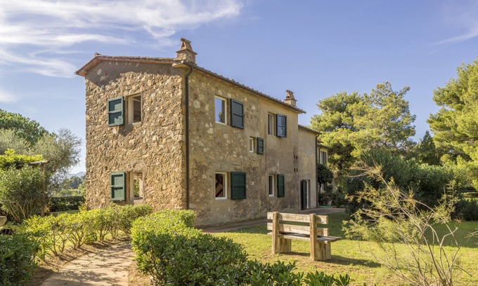 Bagnaia House | Old farmhouse at Elba overlooking two seas