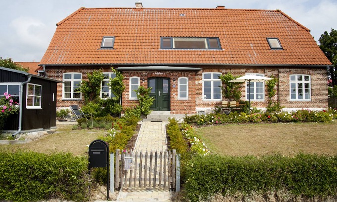 Neuendorf Apartment | Old schoolhouse Panorama apartment