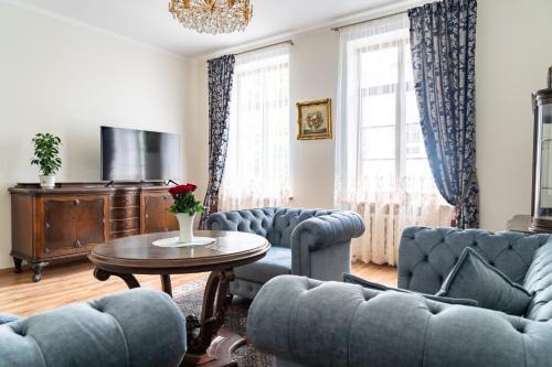 Old Town Apartment | Old Town Cat Apartment