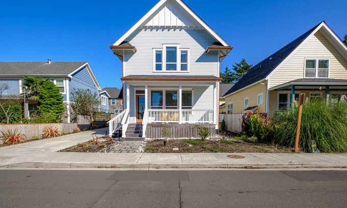 Logsden House | Olivia Beach Home - Sauna - Hot Tub - Main House