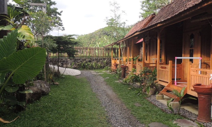 Ngemplak Hotel | Omah Rumba Bata