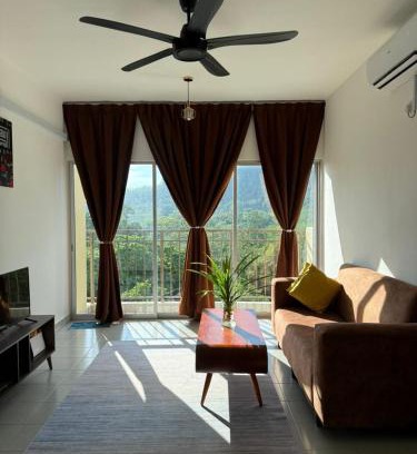 Alor Gajah Apartment | Omak Kito Homestay Melaka