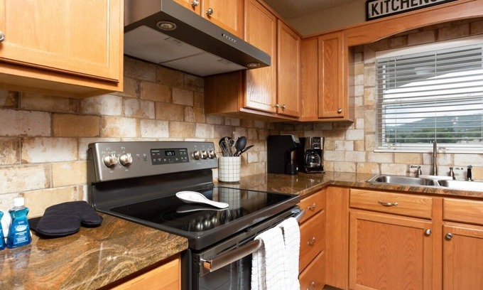 Pigeon Forge Condo | On River/Mt. LeConte Views/DwTn