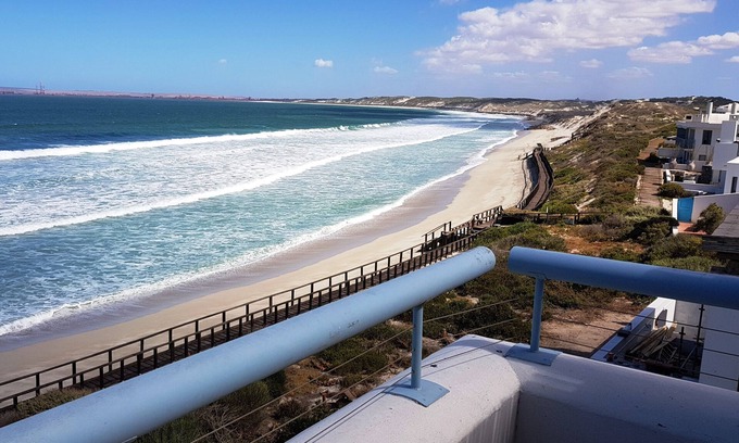 Paradise Beach Apartment | On the Beach 2 Langebaan 2-sleeper