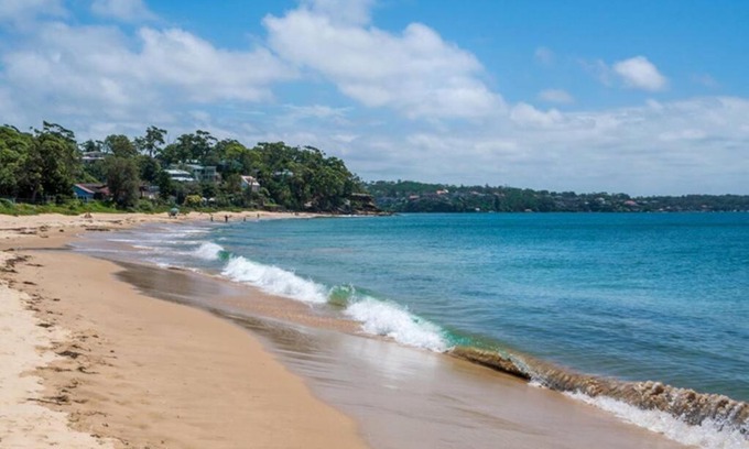 Bundeena House | On the beach house on Hordens Beach, Bundeena