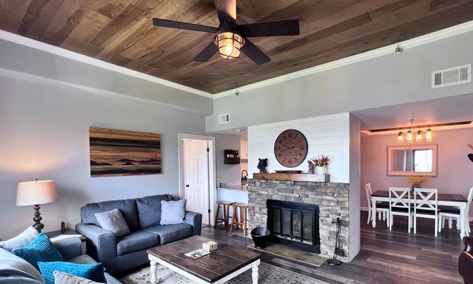 Sugar Mountain Condo | On top of the World- 2bd/2ba