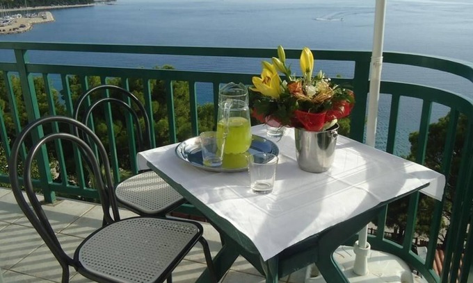 Baska Voda Apartment | One bedroom apartment near beach Baška Voda, Makarska (A-14881-f)