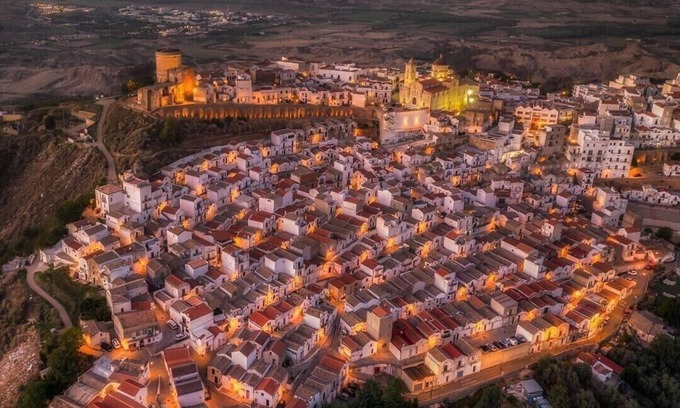 Pisticci Apartment | One-Bedroom Apartment