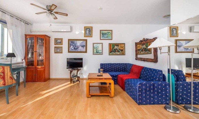 Jezyce Apartment | One Bedroom Apartment with Balcony in Poznan by Noclegi Renters