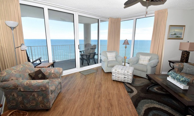 Garden City Condo | One Ocean Place 1104 - Oceanfront Condominium in Garden City Beach