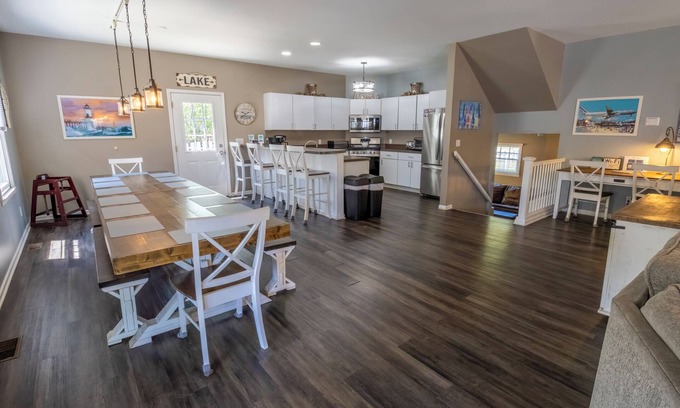 Michigan City House | One of the largest in Beachwalk Resort