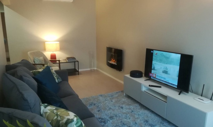 Palhais Apartment | ORANGEHOUSE T 2 ON FLOOR 1 NEAR LISBBON