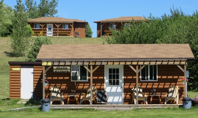 Claybank Bed & Breakfast | Orchard View Bed and Breakfast