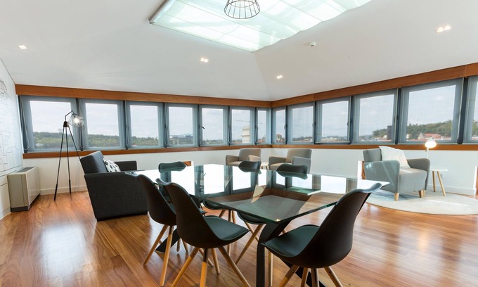 Coimbra City Centre Apartment | Orpheus - Isabel de Aragon - UNESCO Heritage Duplex