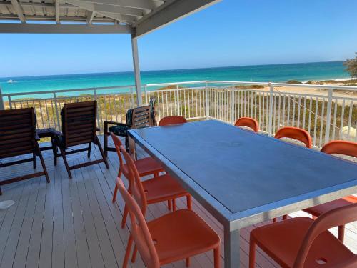 Lancelin House | Ospreys View - Relaxed Coastal Vibe