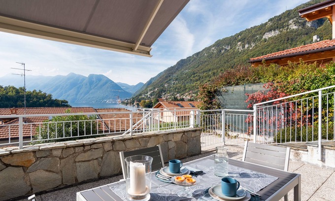 Ossuccio Apartment | Ossuccio Island View - MyHomeInComo
