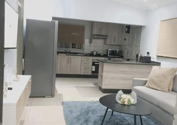 Gaborone Apartment | Out of Ordinary 3beds BKT Plot 15298