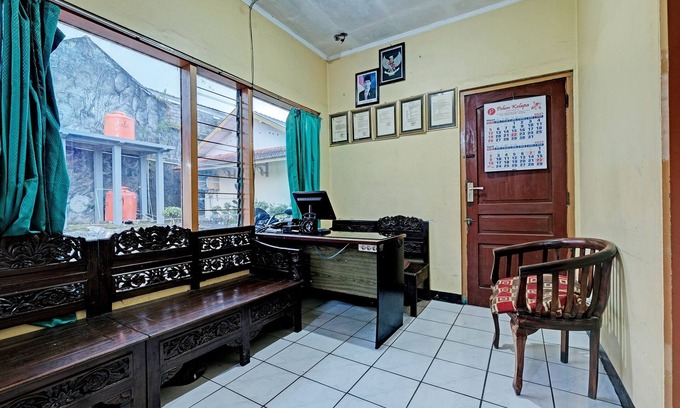 Kopeng Hotel | OYO 92406 Hotel Renata 1