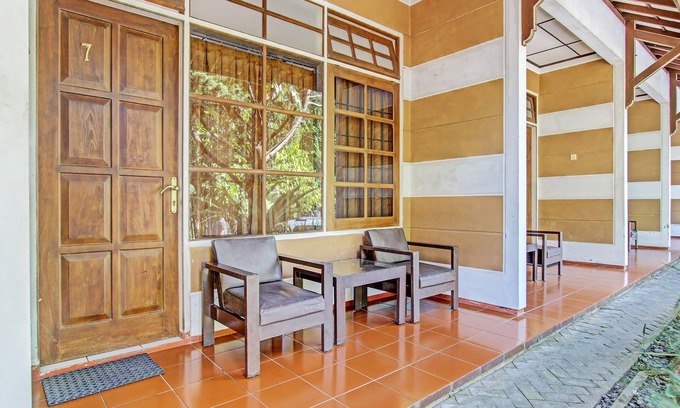 Pakem Hotel | OYO 92885 Satriafi 2 Hotel