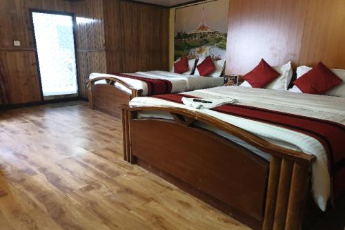 Darjeeling Hotel | OYO Flagship Hotel Polynia