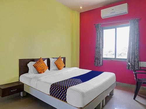 Koregaon Hotel | OYO Flagship Savali Garden