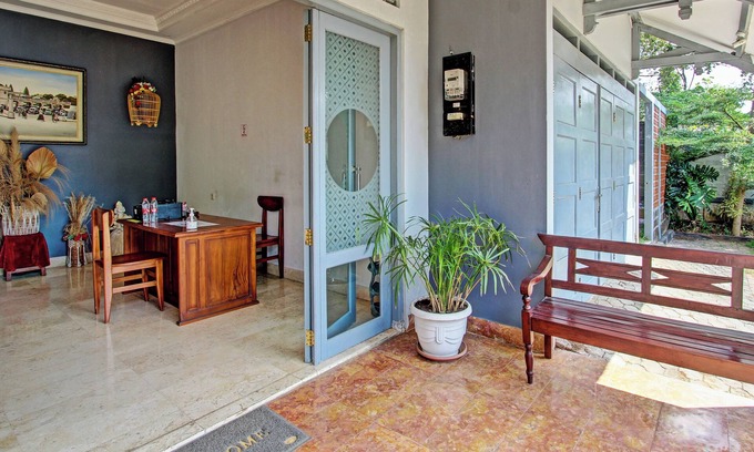 Salatiga Hotel | OYO Life 92686 Lanaya Guesthouse Syariah