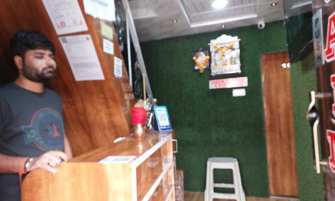 Mumbai Hotel | OYO SAI MANN LODGING & BOARDING