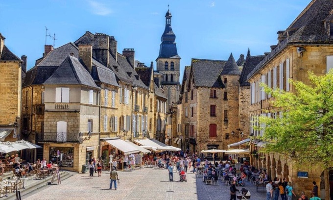 Domme House | Périgord near SARLAT and DORDOGNE - exceptional view - private pool
