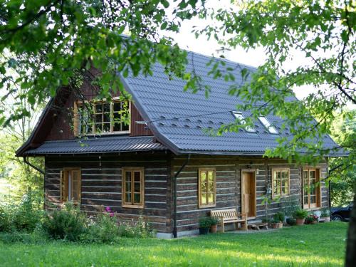 Dukla House | Pałacówka