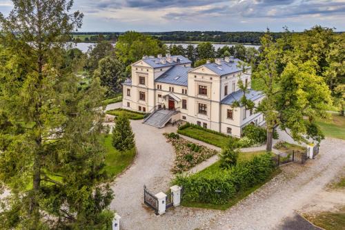 Olsztynek Apartment | Pałac Warlity