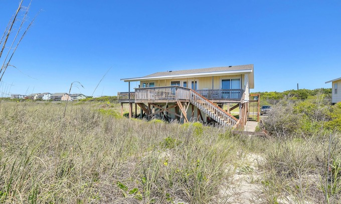 Caswell Beach House | Palermo: Classic Oceanfront Cottage in Quiet Caswell Beach