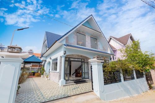 Da Lat Villa | Palm 14 DaLat - In Nam Ho Resort