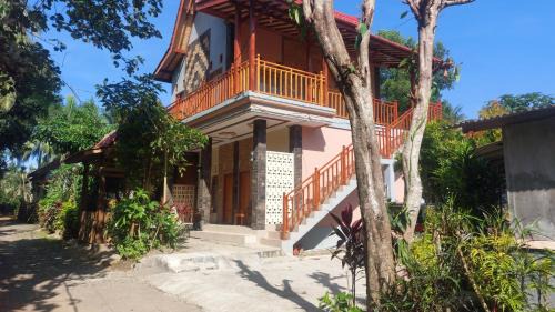 Sumberagung Bed & Breakfast | Pandan Arum Surfing